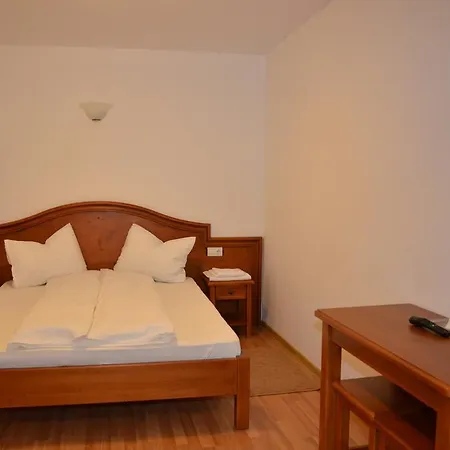Lapociu Bed & Breakfast Cimpeni